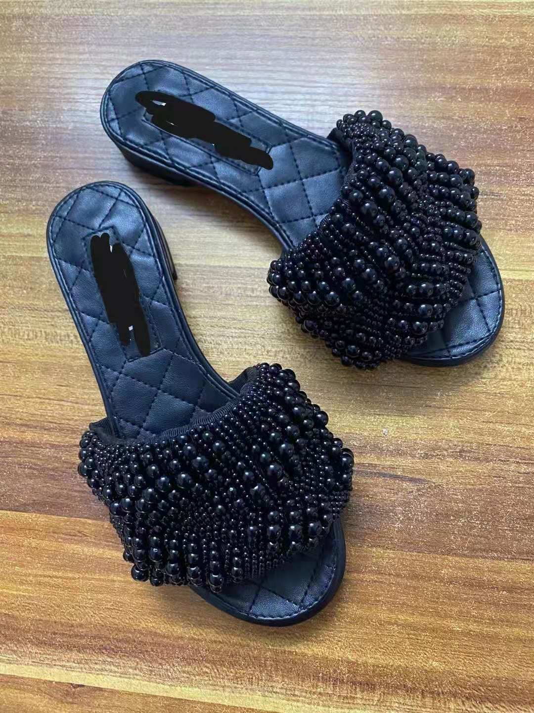 Elegant Women's Leather Pearl Slippers