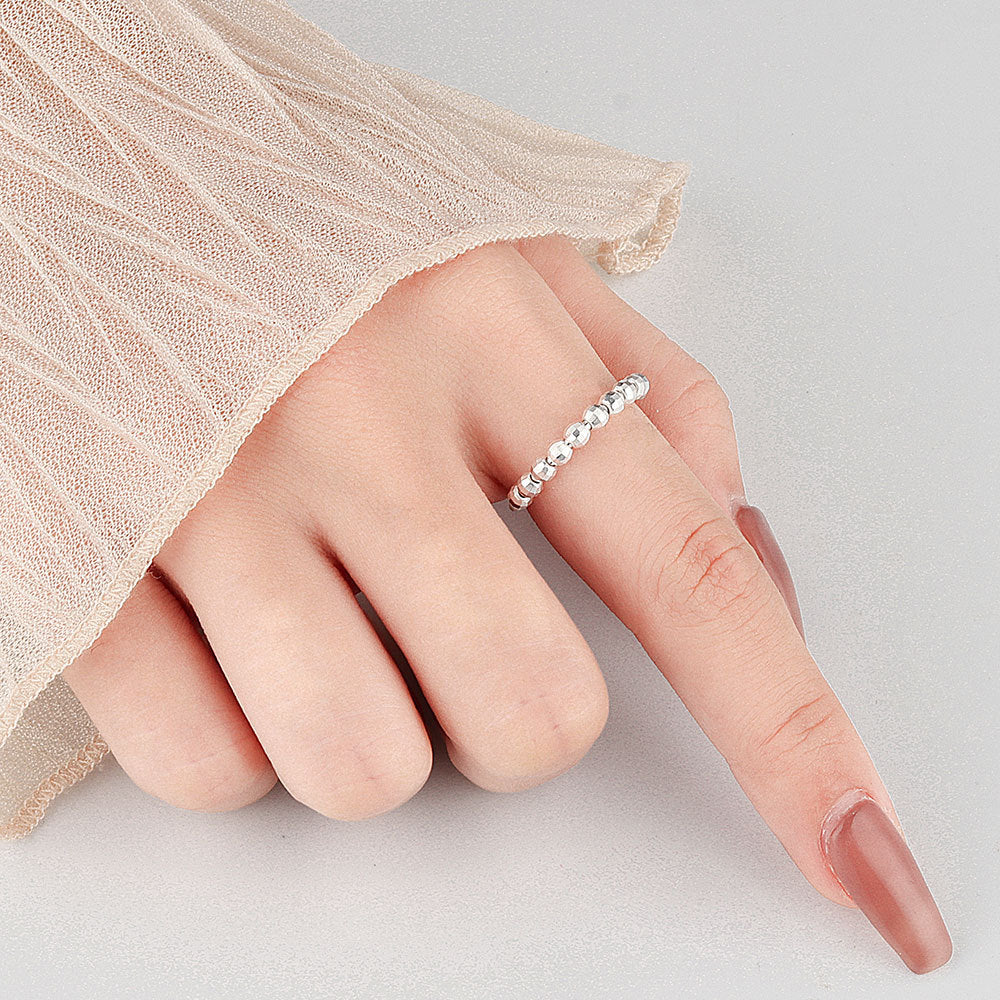 Movable Beaded Ring for Women's Fashion